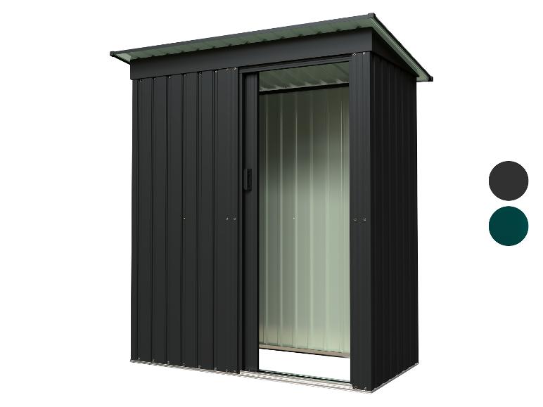 Zwarte metalen tuinschuur met schuifdeur en groen dak.