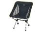 Donkergrijze opvouwbare campingstoel met groene accenten en een metalen frame.