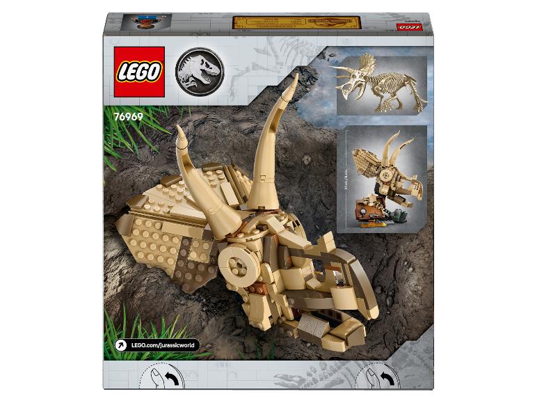 LEGO Jurassic World doos met een van stenen gebouwde Triceratops schedel en een dinosaurusskelet.