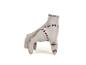 Decoratieve hand met een stikselpatroon, lijkend op de hand van Thing uit de Addams Family.