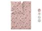 Dekbedovertrekset met bloemen- en vlinderpatroon in roze tinten, met bijpassende kussensloop.