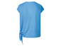 Blauw T-shirt met knoopdetail.