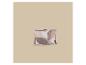 Twee decoratieve kussens met geometrisch patroon in beige, bruine en witte tinten.