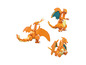Drie Charizard Pokémon figuren gemaakt van bouwstenen.