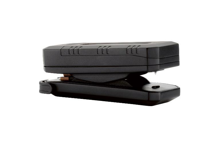 Compacte zwarte perforator voor papier.