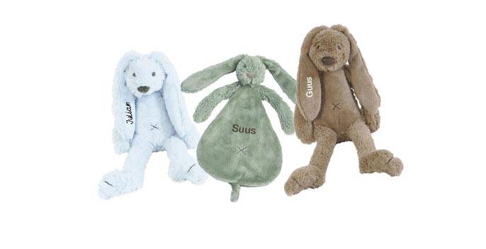 Drie gepersonaliseerde knuffels van het merk Little Dutch.