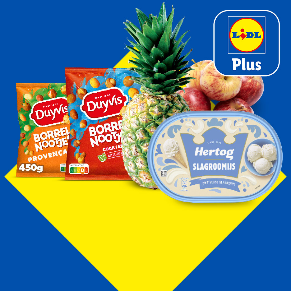 Een ananas, appels, borrelnootjes en slagroomijs op een blauw-gele achtergrond met het Lidl Plus logo.